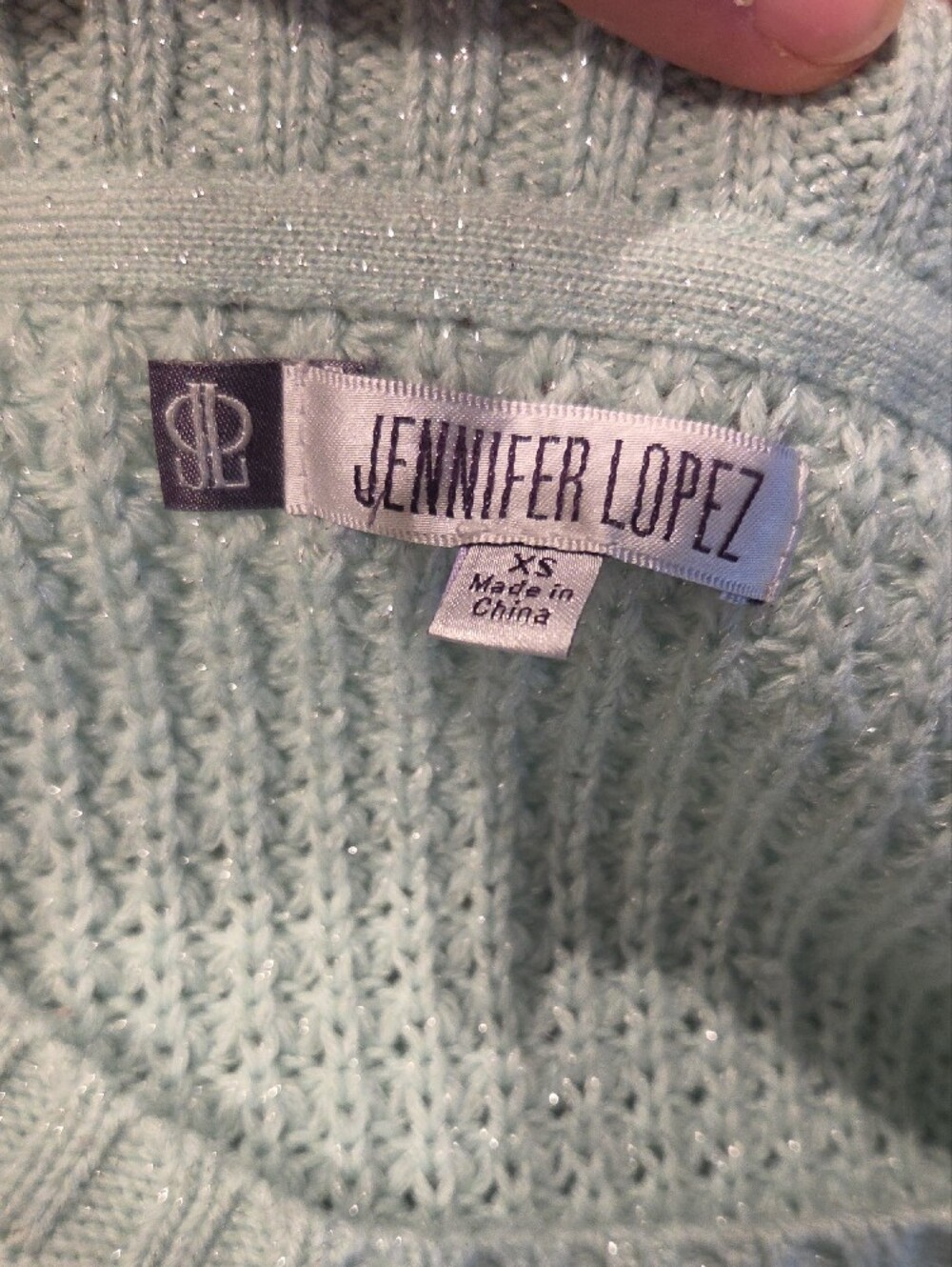 Jennifer Lopez Light Mint Green V‑Neck Waffle Knit Sweater - Picture 2 of 4